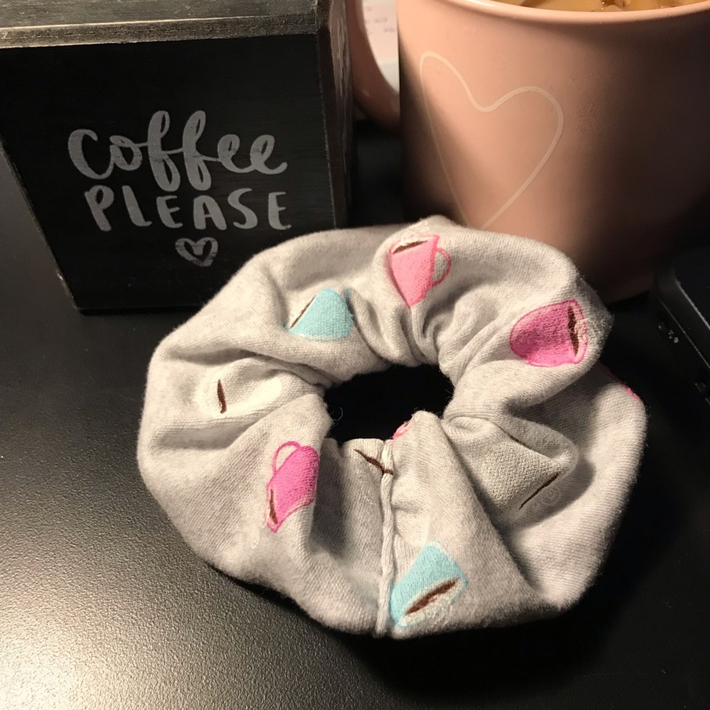 Coffee Mug Scrunchie